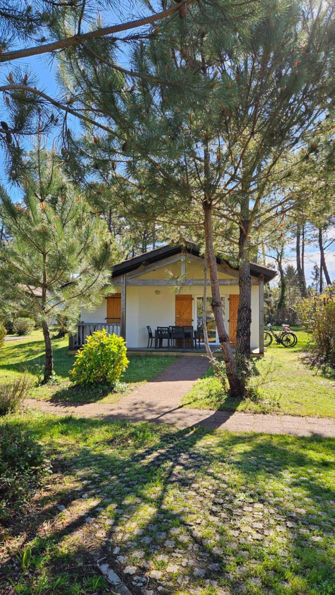 Chalet Paisible A La Plage, Piscine Et Tennis Ondres Zewnętrze zdjęcie