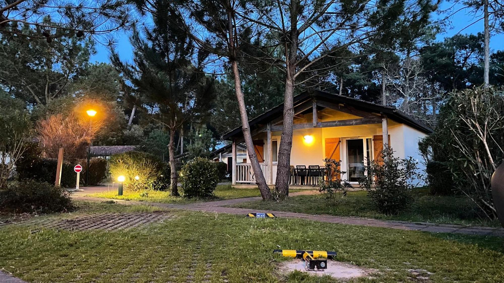 Chalet Paisible A La Plage, Piscine Et Tennis Ondres Zewnętrze zdjęcie